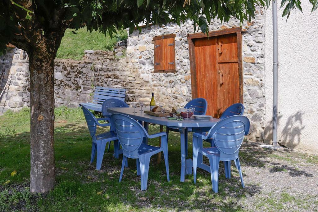 Maison Du Coue Pyrenees Mourtis Gite Pour 2 A 12 Pers Sengouagnet Exterior photo